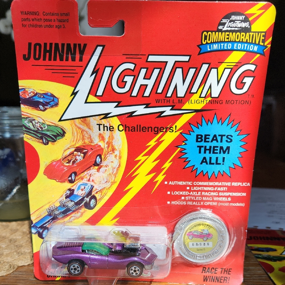 Johnny Lightning Commemorative Limited Edition Vicious Vette Purple 1993